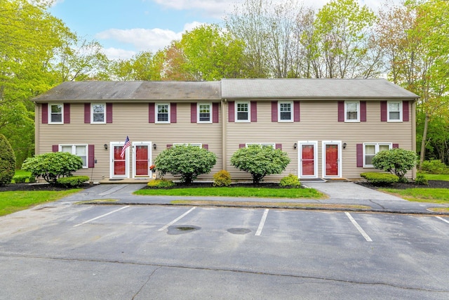 5 Jamestown Ct Unit 5, South Portland, ME 04106 - colonial inspired home with uncovered parking