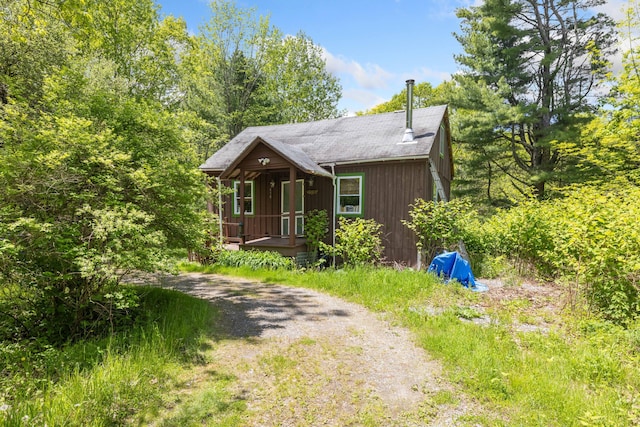 458 Carding Machine Rd, Bowdoinham, ME 04008 - chalet / cabin featuring gravel driveway