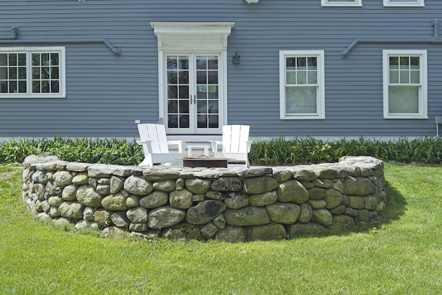 16 Cross St, Camden, ME 04843 - view of green lawn