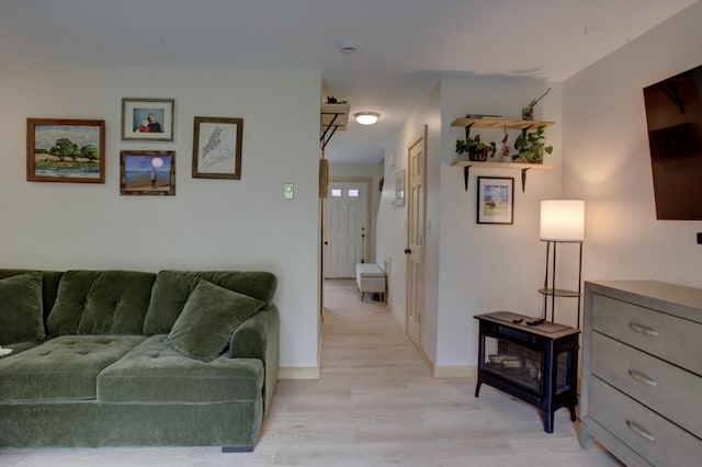 5 Glenridge Dr Unit 5, Portland, ME 04102 - living area featuring light wood finished floors and baseboards