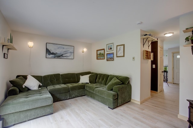5 Glenridge Dr Unit 5, Portland, ME 04102 - living area featuring light wood-style flooring and baseboards