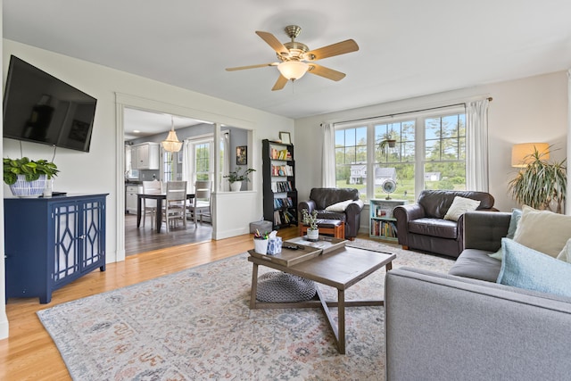 9 Strawberry Ln, Windham, ME 04062