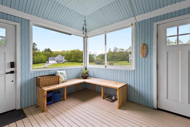 9 Strawberry Ln, Windham, ME 04062