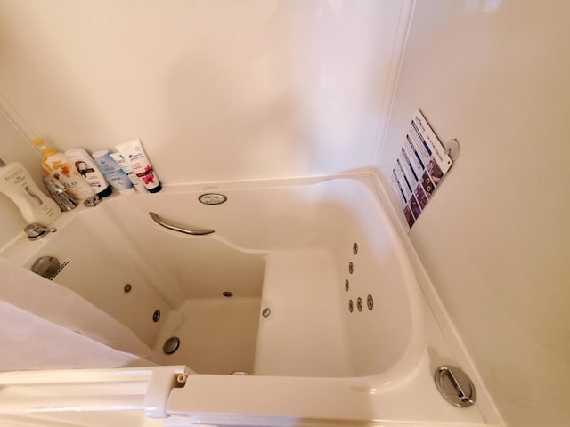 259-265 Bowden Point Rd, Prospect, ME 04981 - full bathroom featuring a tub with jets