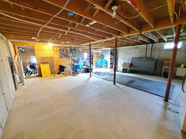 259-265 Bowden Point Rd, Prospect, ME 04981 - below grade area with heating fuel and a water pressure tank