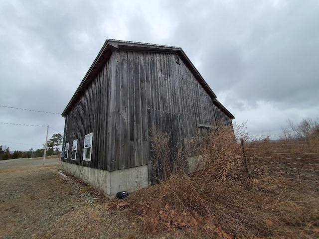 259-265 Bowden Point Rd, Prospect, ME 04981 - view of side of property featuring a barn and an outdoor structure