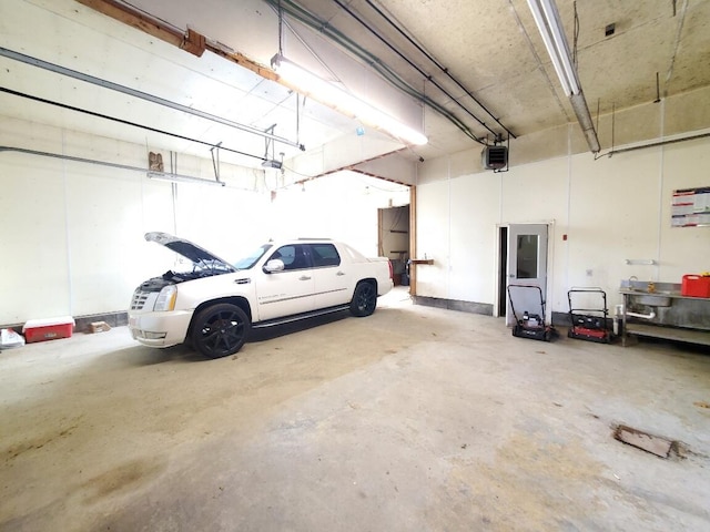 259-265 Bowden Point Rd, Prospect, ME 04981 - view of garage