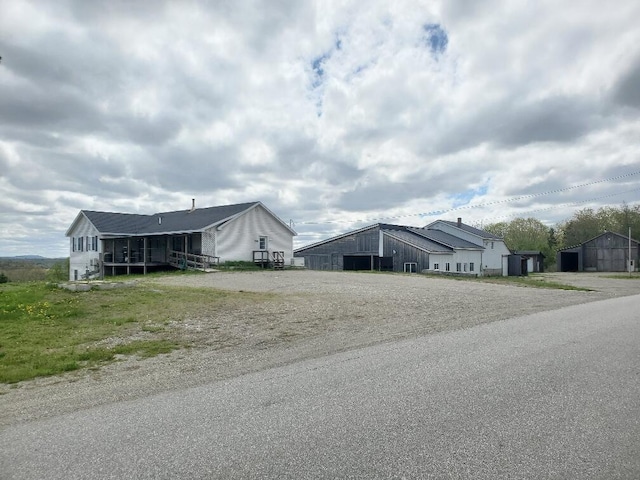 259-265 Bowden Point Rd, Prospect, ME 04981 - view of outbuilding featuring gravel driveway
