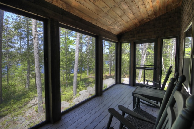 113 W Arm Rd, Magalloway Plt, ME 04970 - sunroom / solarium with vaulted ceiling