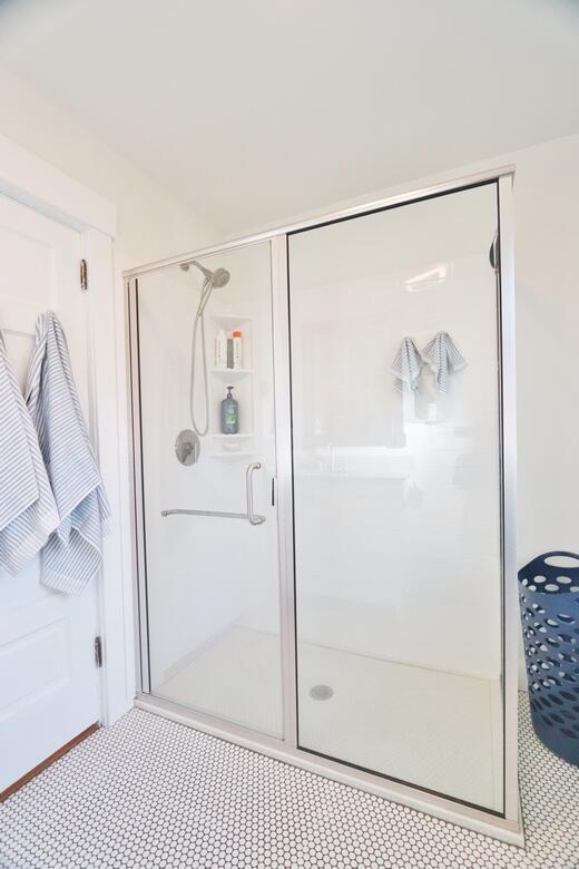 228 French St, Bangor, ME 04401 - bathroom with a stall shower
