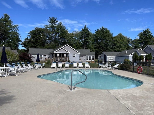 412 Post Rd Unit 253, Wells, ME 04090 - community pool with a patio
