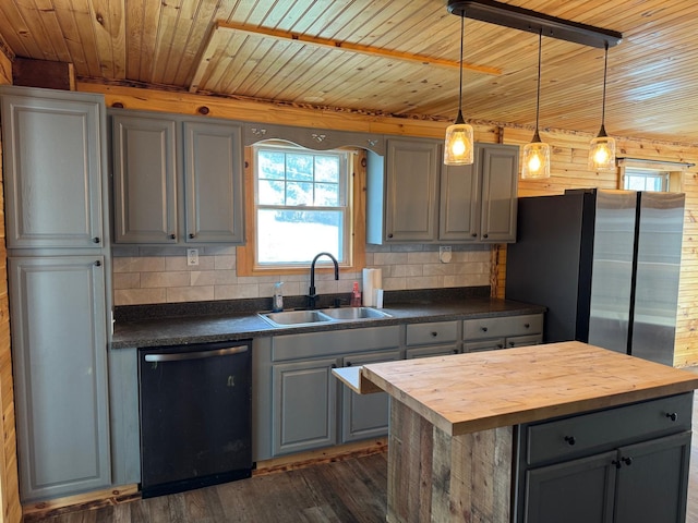 34 Prospect St, Caribou, ME 04736 - photo 9