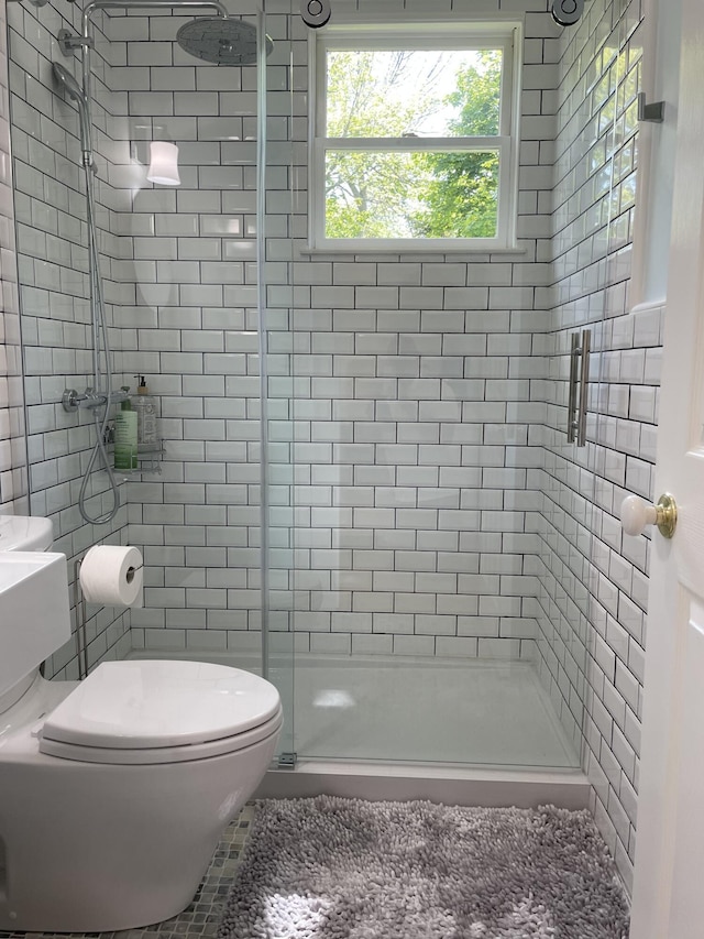 67 Pascal Ave, Rockport, ME 04856 - full bathroom featuring toilet and a shower stall