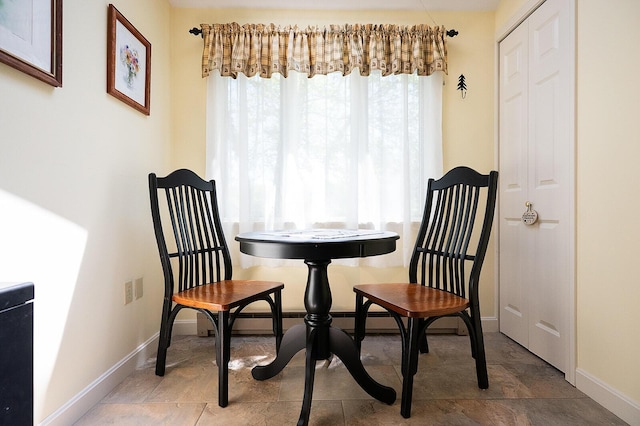 7 Goodridge Dr Unit 7, Naples, ME 04055 - dining space with baseboards