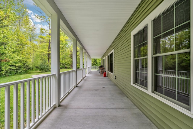 66 Mcnally Rd, Clinton, ME 04927 - view of porch