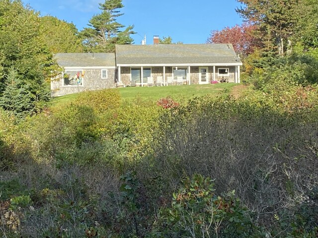 42 Old Mill Rd, Bristol, ME 04554 - view of front of property with a chimney and a front yard