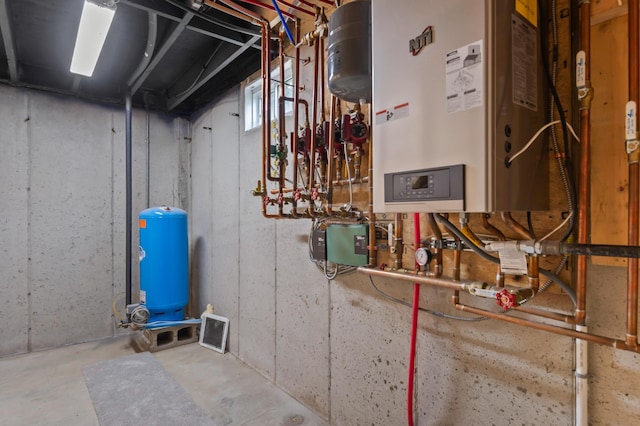 3935 Main St, Rangeley, ME 04970 - utilities with water heater