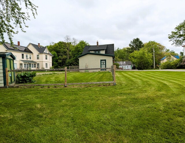 191 Bates St, Pittsfield, ME 04967 - view of yard