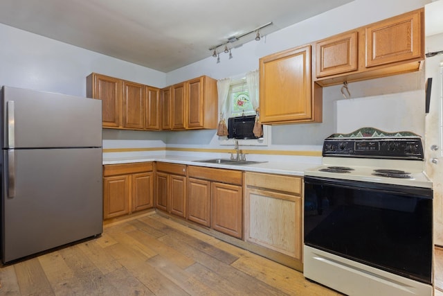 69 Saco Ave, Old Orchard Beach, ME 04064 - photo 4