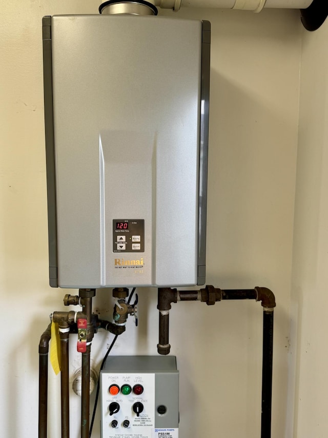 2 Cemetery Rd, Eastport, ME 04631 - utilities featuring water heater