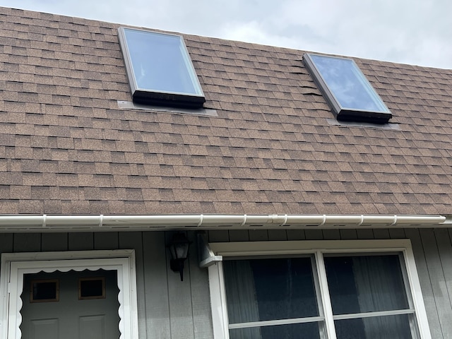 640 Bald Mountain Rd, Rangeley, ME 04970 - exterior view of a shingled roof