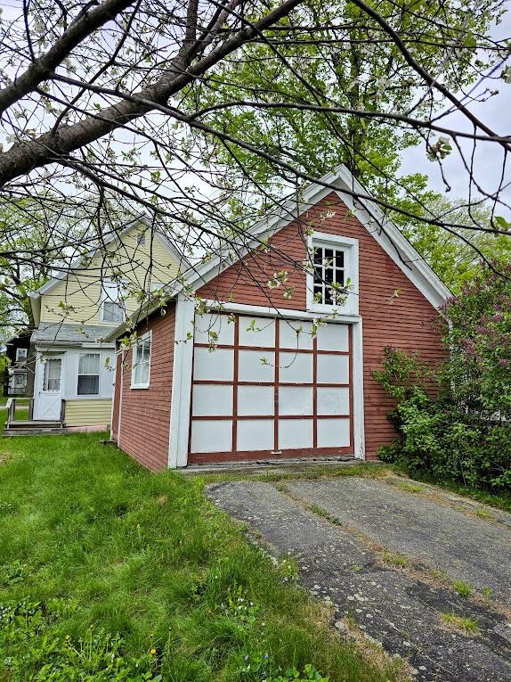 36 Henderson St, Brownville, ME 04414 - photo 16