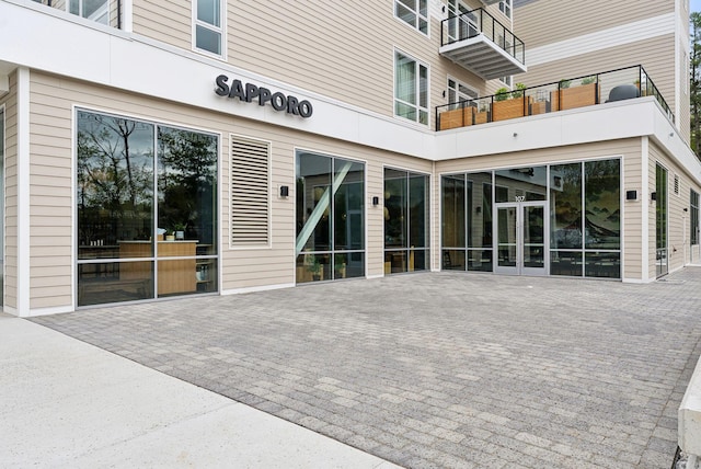 267 US Route 1 Unit 206, Falmouth, ME 04105 - view of patio / terrace