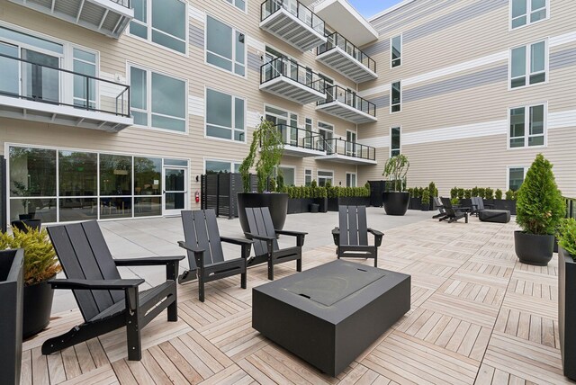 267 US Route 1 Unit 206, Falmouth, ME 04105 - view of wooden deck