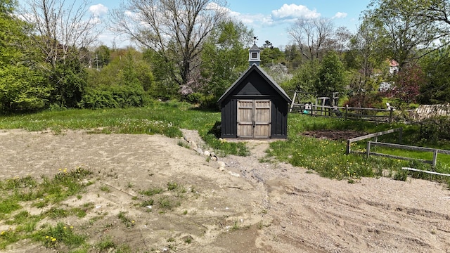 13 Old Stone Rd, Lincolnville, ME 04849