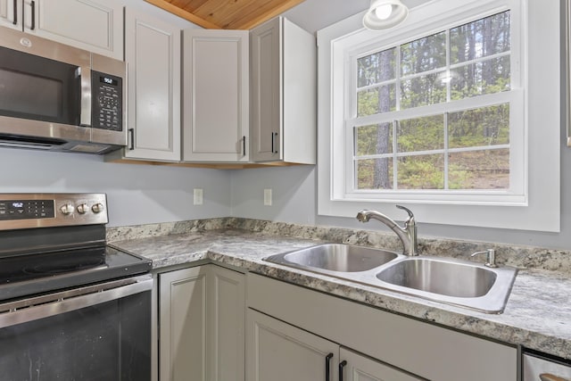 301 Pine Springs Rd, Shapleigh, ME 04076 - kitchen featuring appliances with stainless steel finishes, a sink, and light countertops