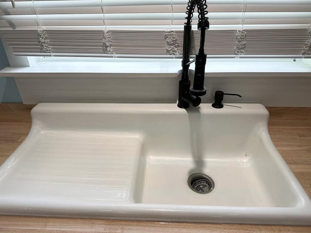 70 Pearl St, Bangor, ME 04401 - kitchen view of a sink