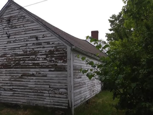 284 Old Brunswick Rd, Gardiner, ME 04345 - view of side of home