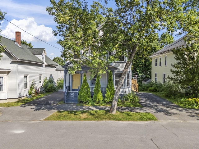 130 W Broadway, Bangor, ME 04401 - view of front of property with driveway and covered porch
