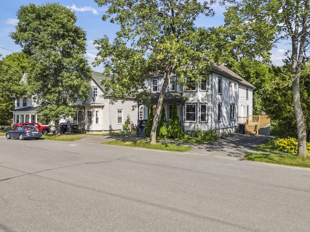 130 W Broadway, Bangor, ME 04401 - view of front of home
