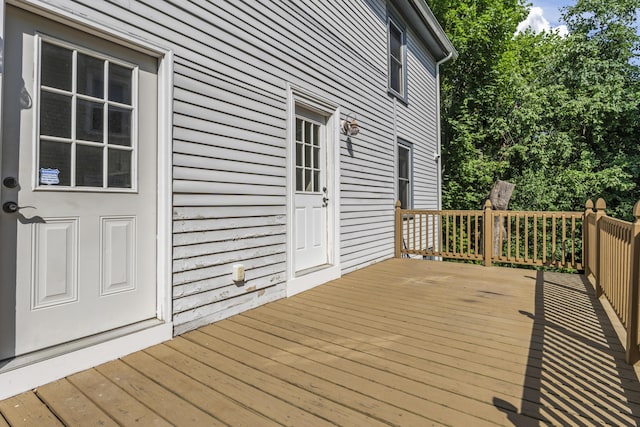 130 W Broadway, Bangor, ME 04401 - view of wooden deck