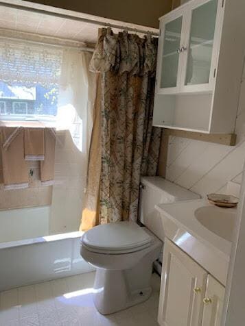 38 Cove Ln, Union, ME 04862 - bathroom with vanity, toilet, and shower / tub combo