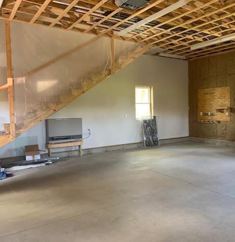 38 Cove Ln, Union, ME 04862 - view of garage