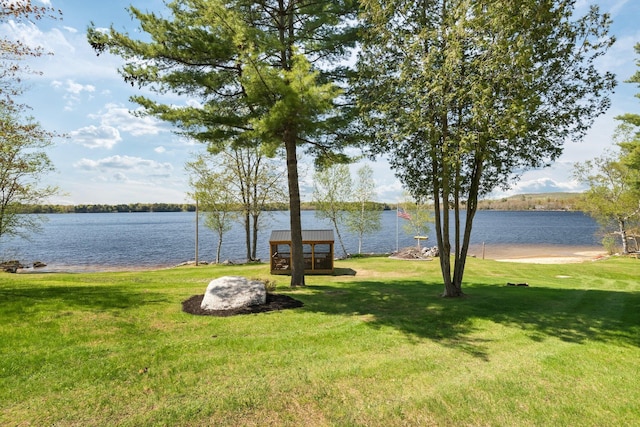 36 Sunset Dr, Saint Albans, ME 04971 - view of grassy yard featuring a water view