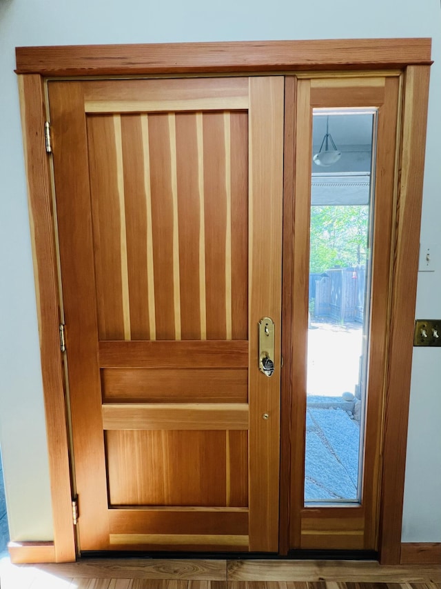 341 Ellsworth Rd, Blue Hill, ME 04614 - view of entryway