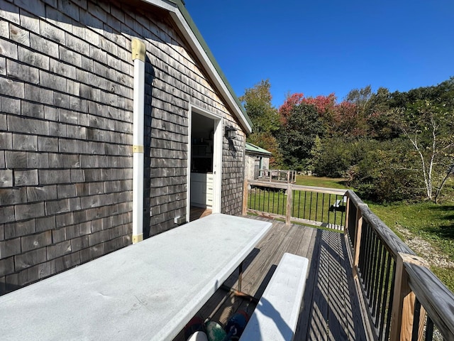40 Shorebreezes Ln Unit 40, Kennebunk, ME 04043 - deck with a yard