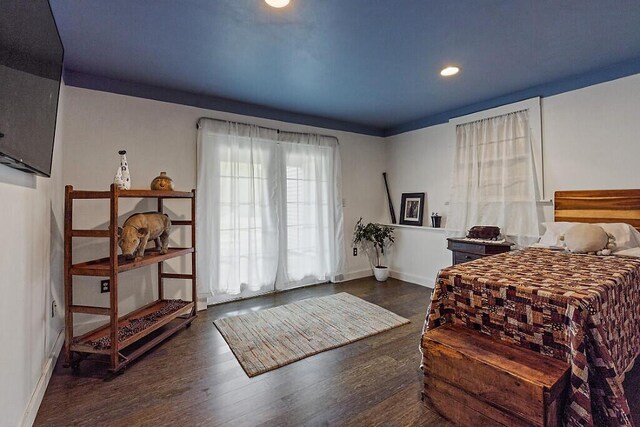39 Lobo Ln, West Gardiner, ME 04345 - bedroom with wood finished floors, baseboards, and recessed lighting