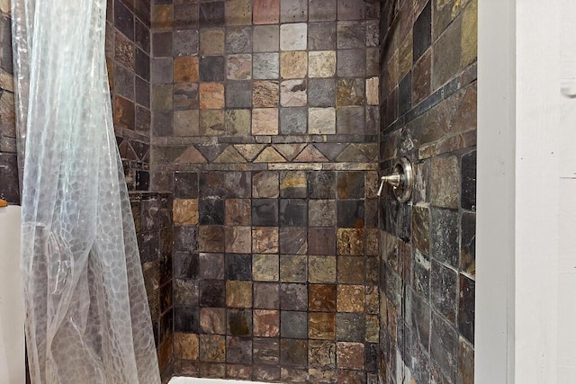 39 Lobo Ln, West Gardiner, ME 04345 - full bath with tiled shower