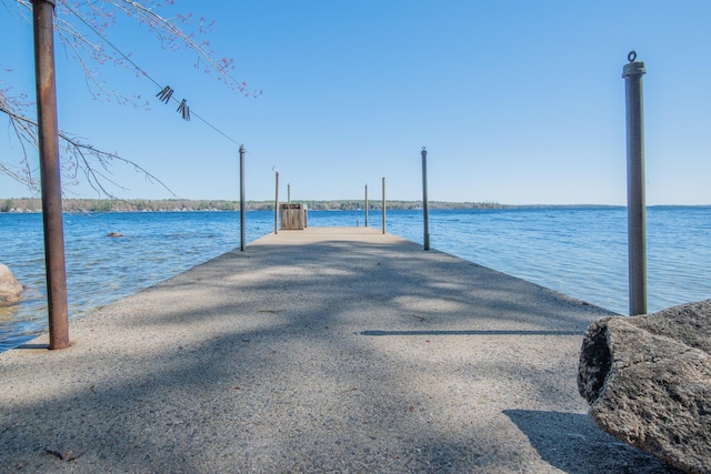 54 Papoose Island Rd, Raymond, ME 04071 - water view