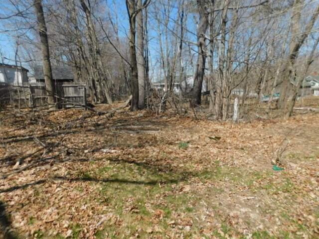 10 Summer St, Calais, ME 04619 - view of yard