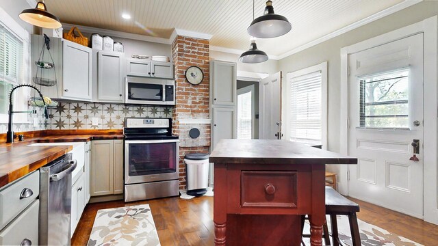 608 Plains Rd, Hollis, ME 04042 - photo 23