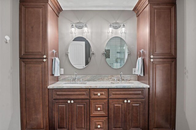 14 Winter Hills Ln, Ogunquit, ME 03907 - bathroom featuring double vanity