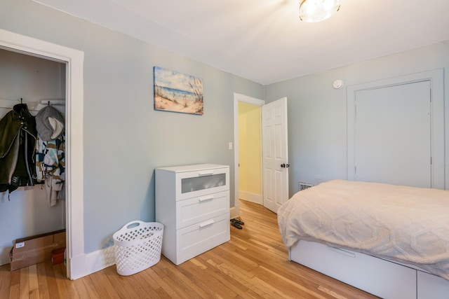 4 University Pl, Orono, ME 04473 - bedroom featuring light wood-style floors and baseboards