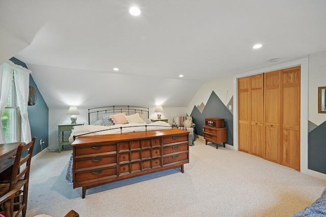 17 Lincoln Ln, Newcastle, ME 04553 - bedroom featuring light carpet, baseboards, a closet, vaulted ceiling, and recessed lighting