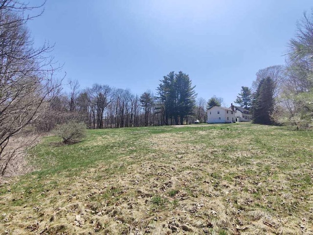 705707 Maine Ave, Farmingdale, ME 04344 - view of green lawn