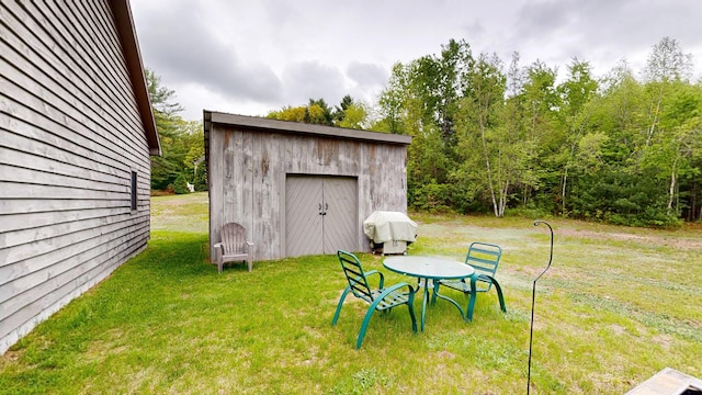 574 Scribner Hill Rd, Otisfield, ME 04270 - view of green lawn